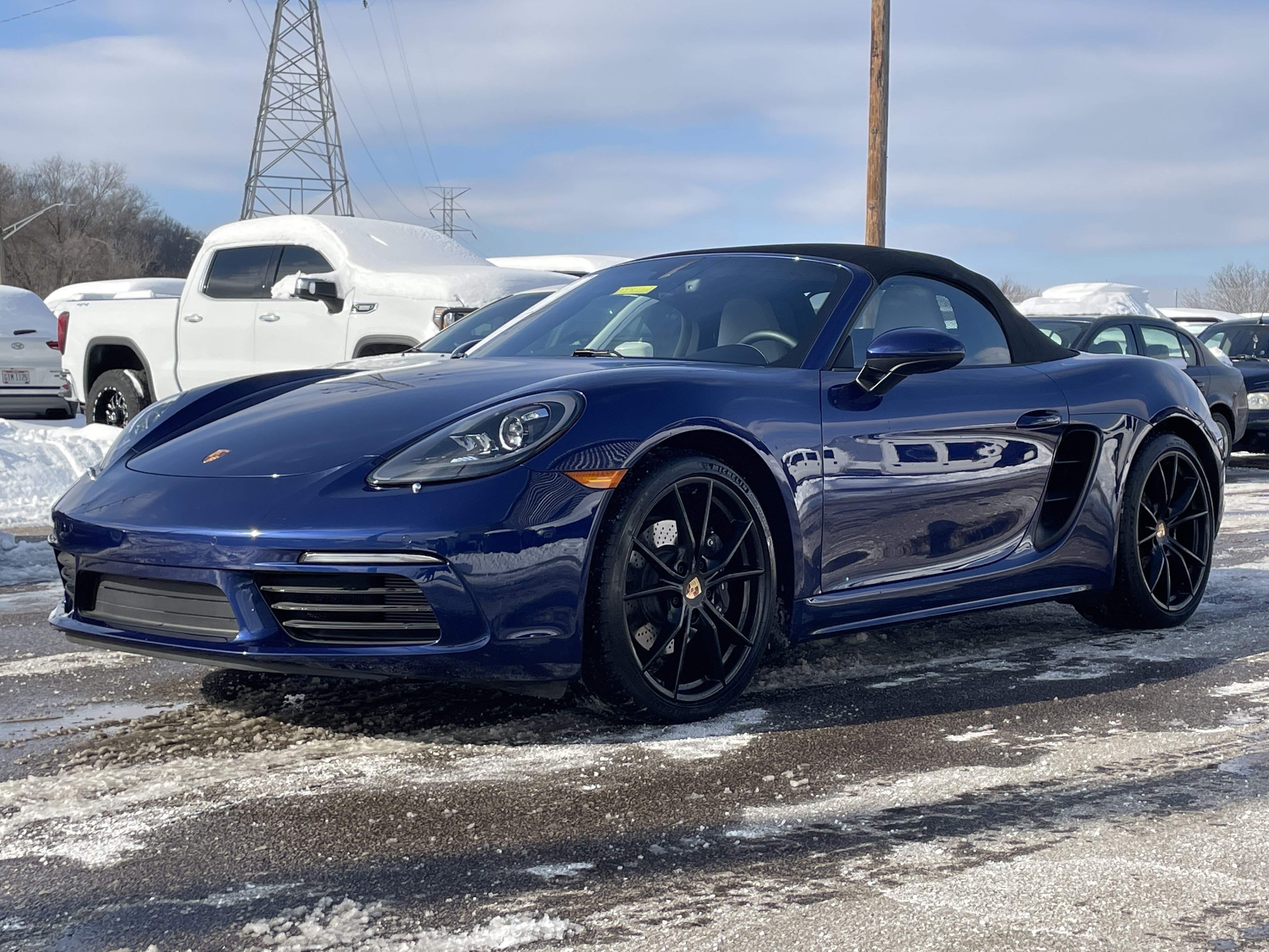 Used 2023 Porsche 718 Boxster Base image 2