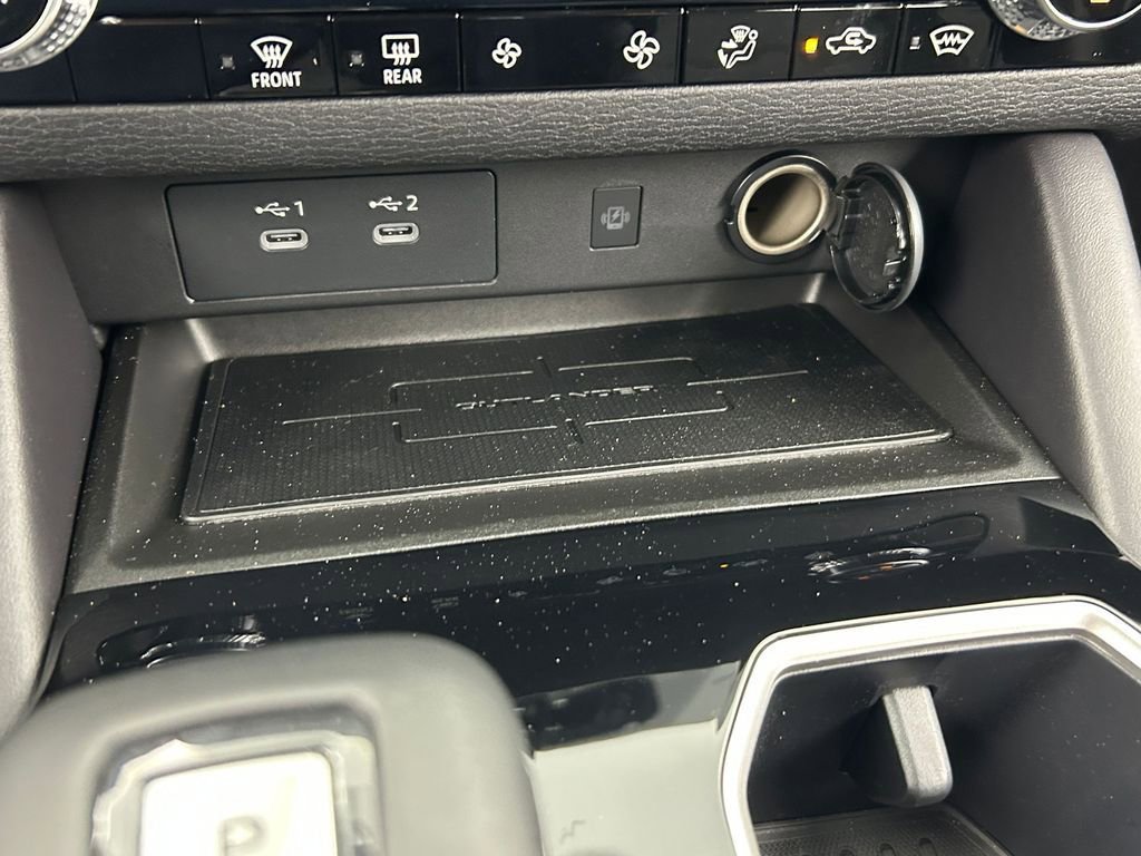 New 2025 Mitsubishi Outlander AWD image 26