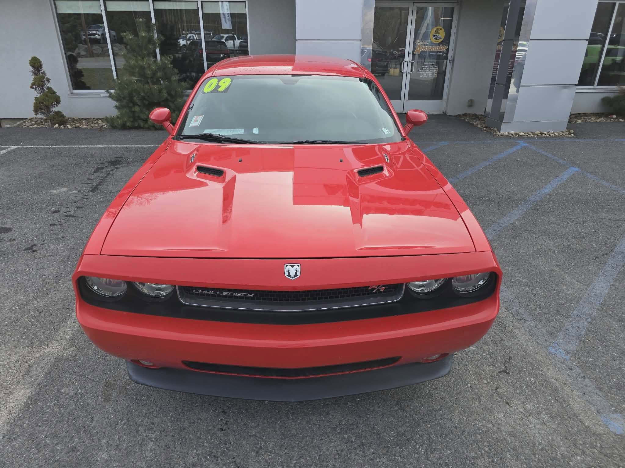 Used 2009 Dodge Challenger R/T w/ Sound Group image 9