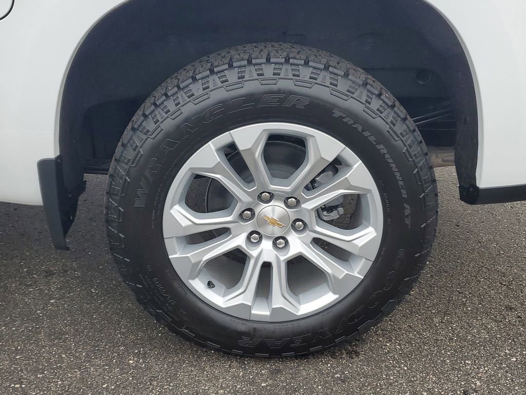 New 2026 Chevrolet Silverado 1500 LTZ w/ Z71 Off-Road Package image 5