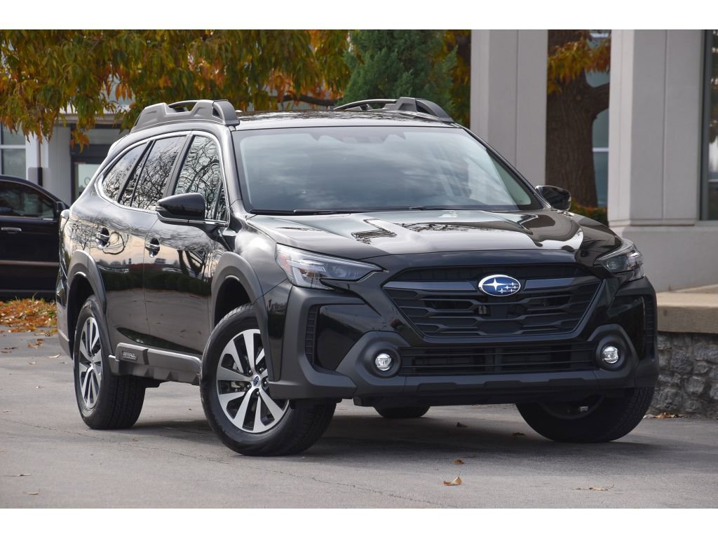 Certified 2025 Subaru Outback Premium image 1