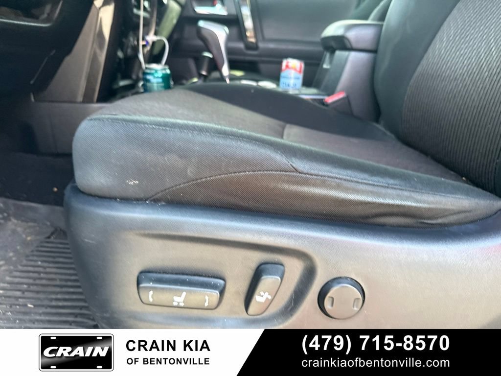 Used 2018 Toyota 4Runner TRD Off-Road AWD/4WD image 17