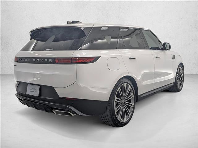 New 2025 Land Rover Range Rover Sport SE image 9