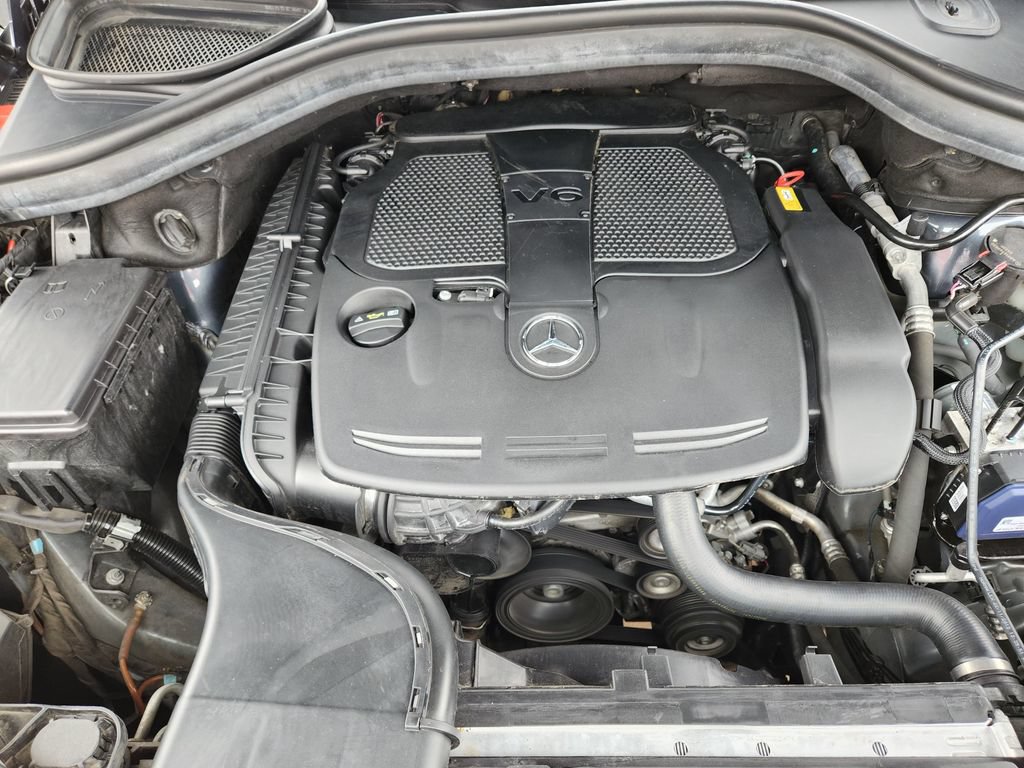 Used 2014 Mercedes-Benz ML 350 4MATIC image 32