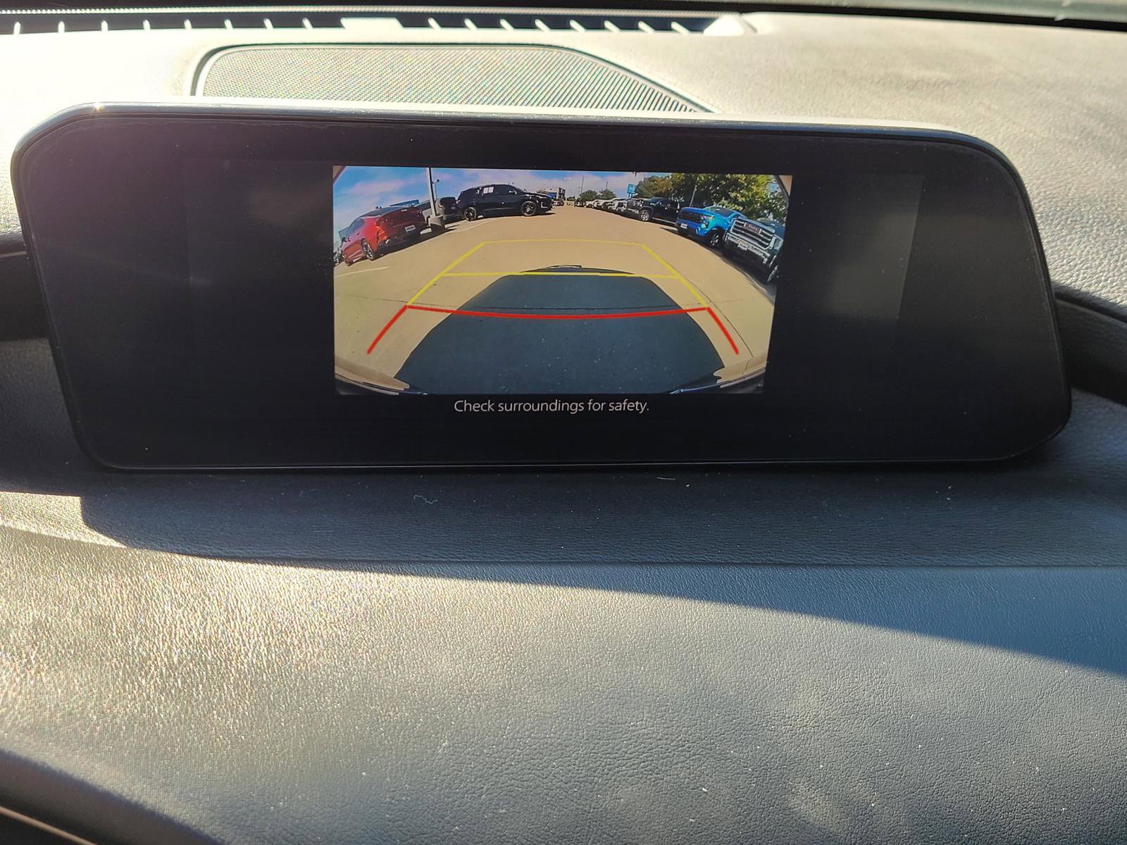 Used 2019 MAZDA MAZDA3 Hatchback FWD image 25