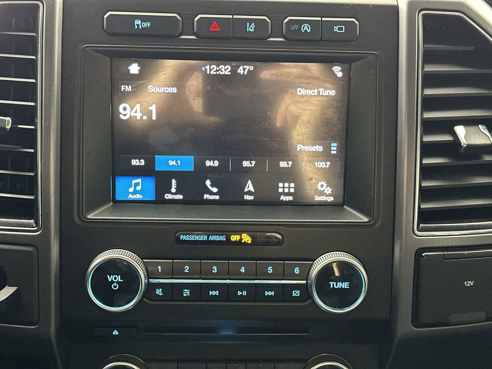 Used 2018 Ford Expedition Platinum image 16