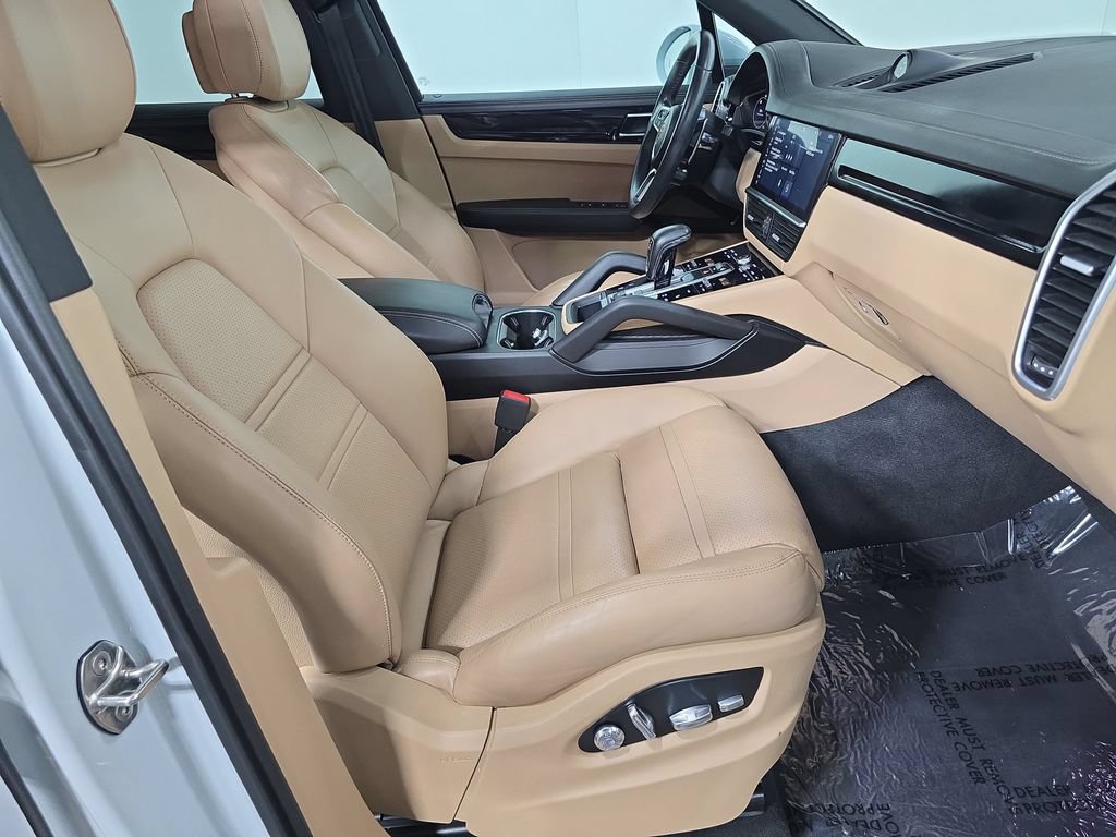 Used 2019 Porsche Cayenne S AWD/4WD image 27