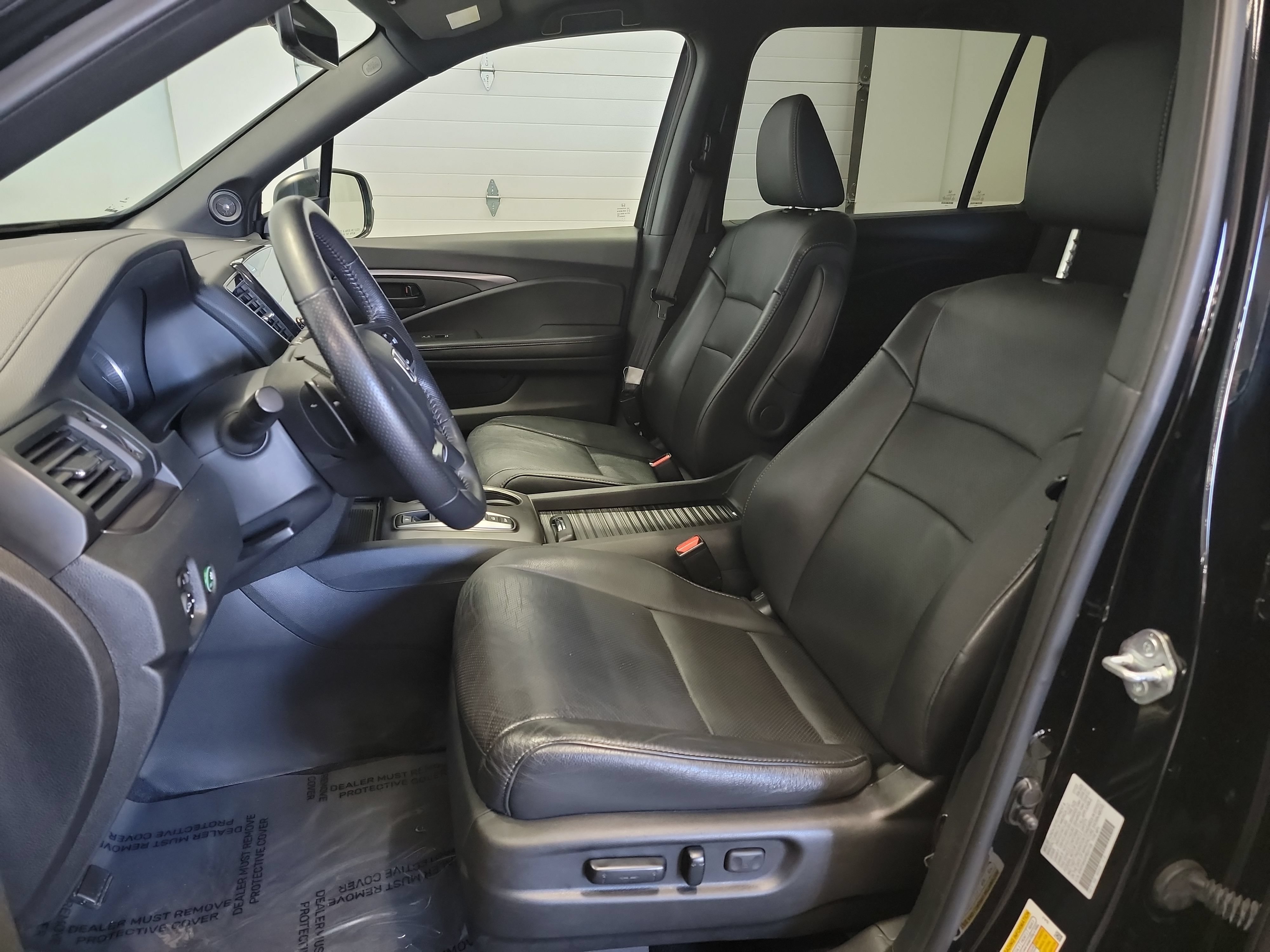 Used 2023 Honda Passport EX-L image 12
