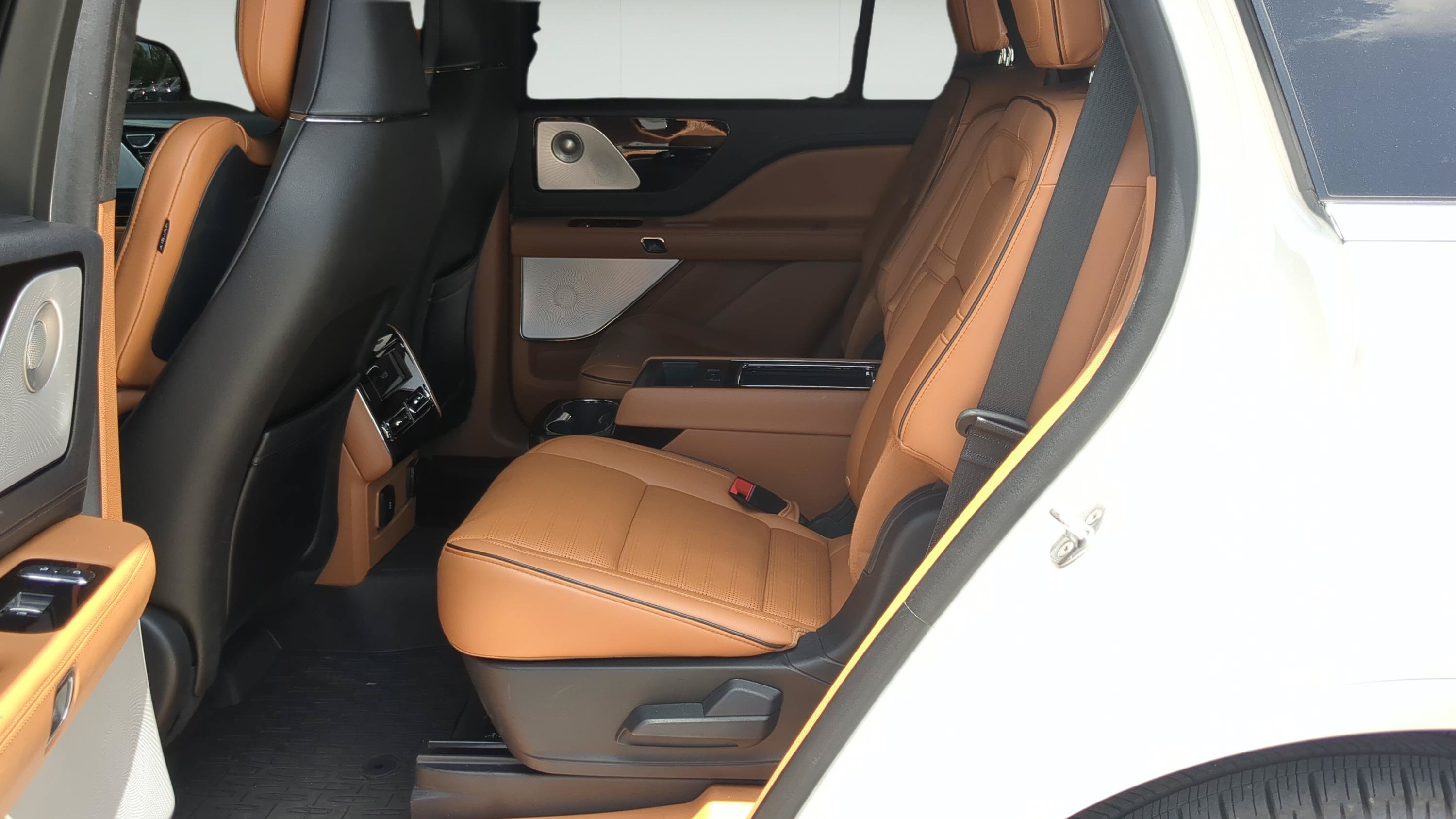 Used 2025 Lincoln Aviator Black Label AWD/4WD image 20