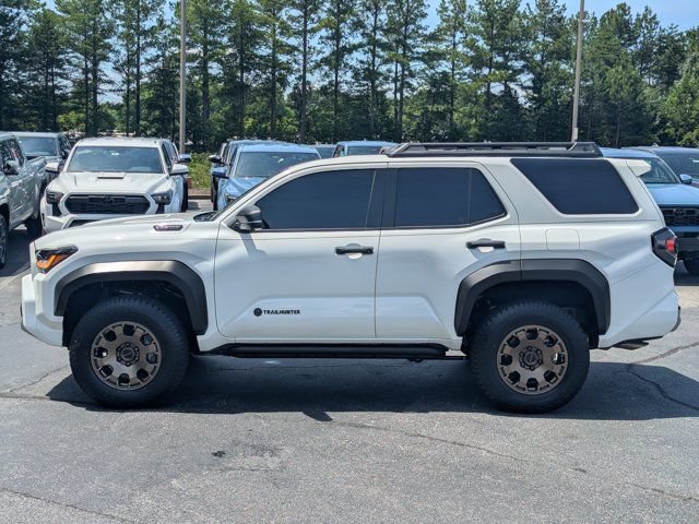 Used 2025 Toyota 4Runner Trailhunter AWD/4WD image 4