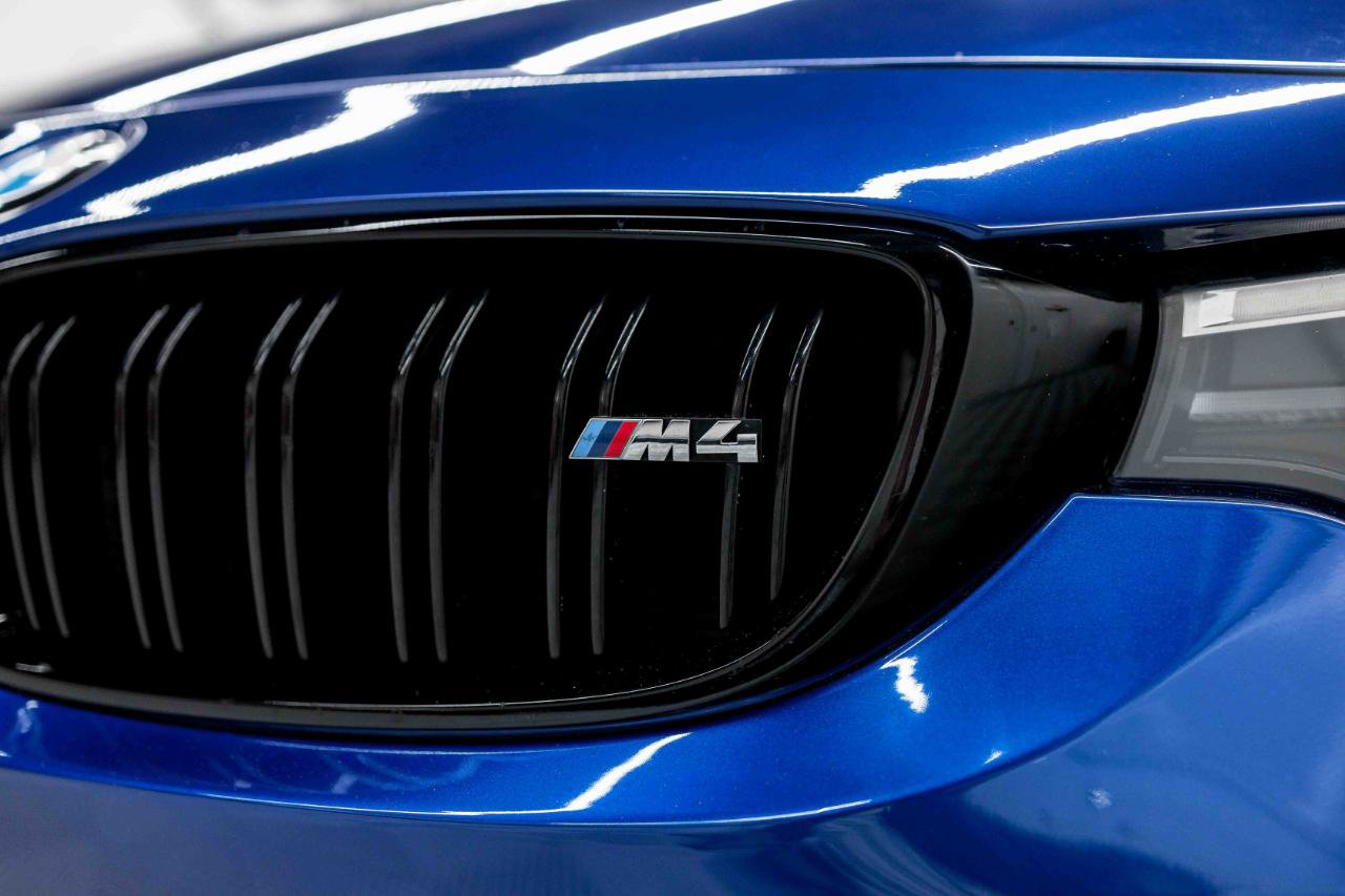 Used 2020 BMW M4 Convertible w/ Competition Package RWD image 13
