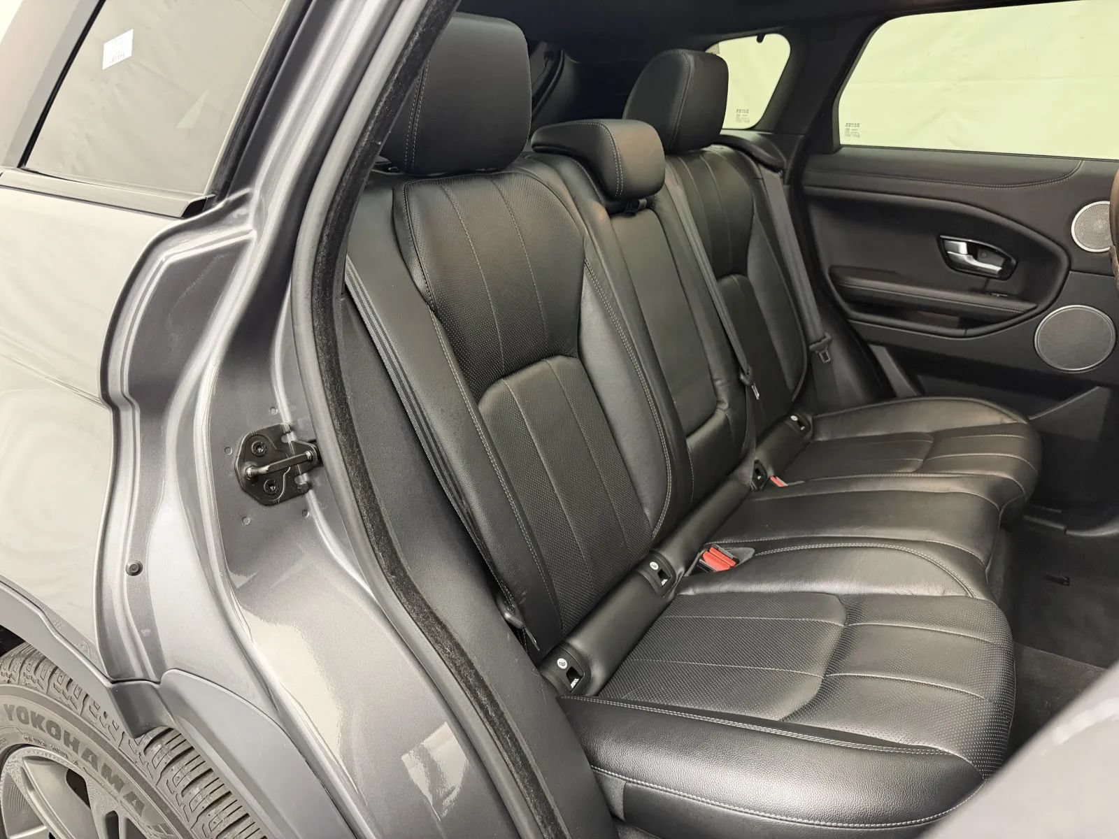 Used 2018 Land Rover Range Rover Evoque Landmark Edition AWD/4WD image 36