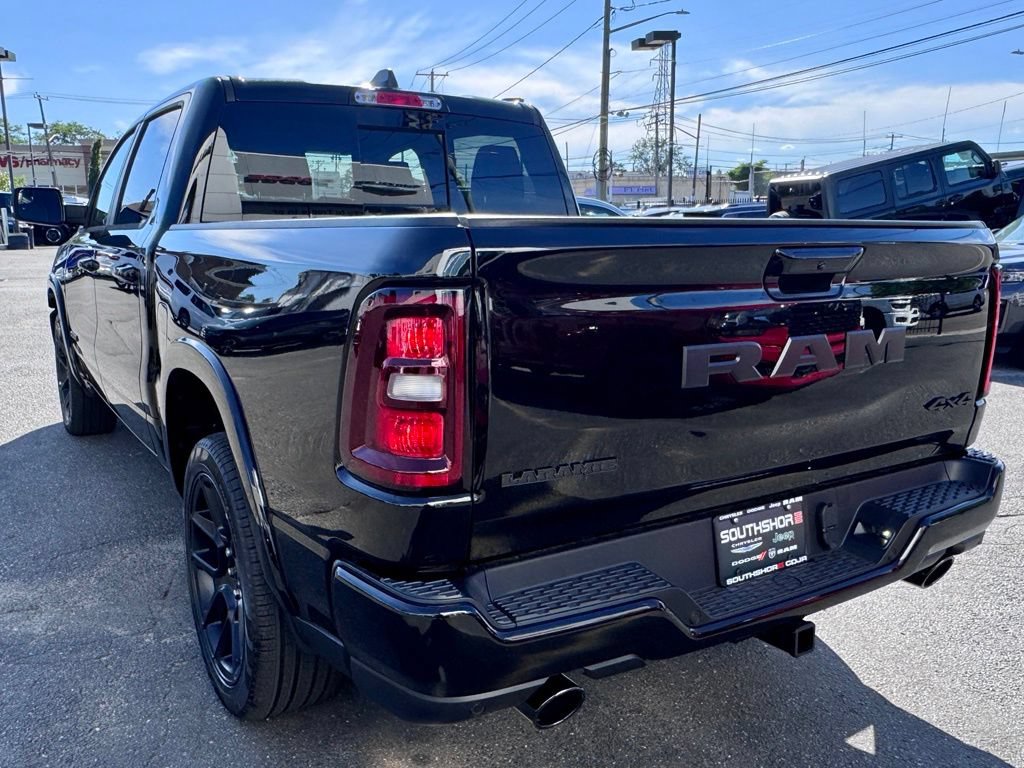 New 2026 RAM 1500 Laramie AWD/4WD image 5