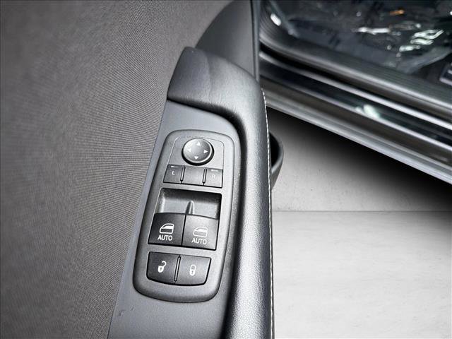 Used 2022 Dodge Challenger GT image 11