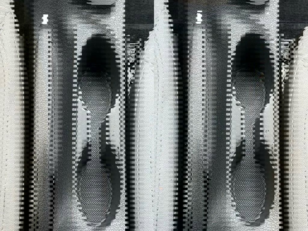 Used 2020 Hyundai Elantra SEL image 27