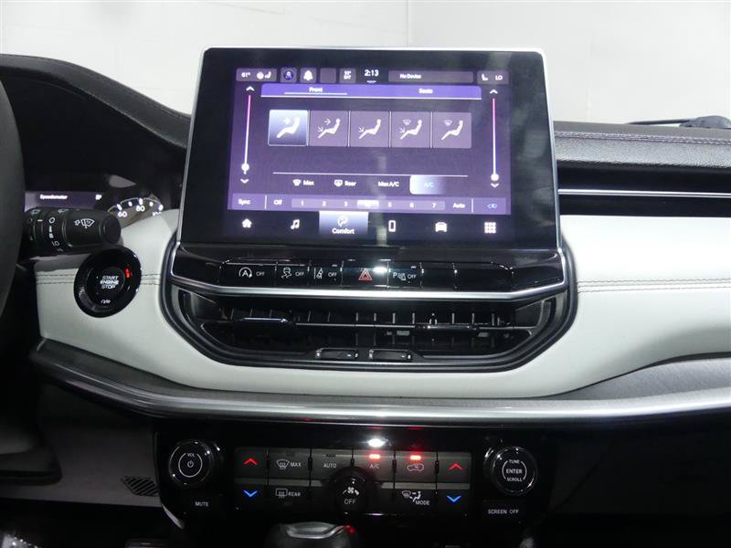 Used 2023 Jeep Compass Limited AWD/4WD image 36