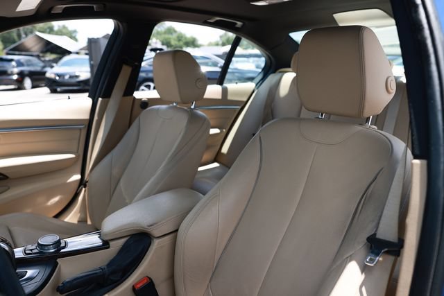 Used 2016 BMW 340i Sedan RWD image 9