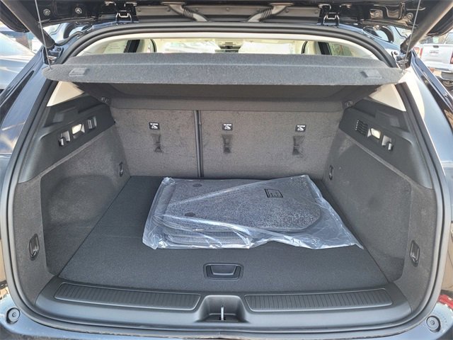 New 2025 Buick Envision Avenir image 9