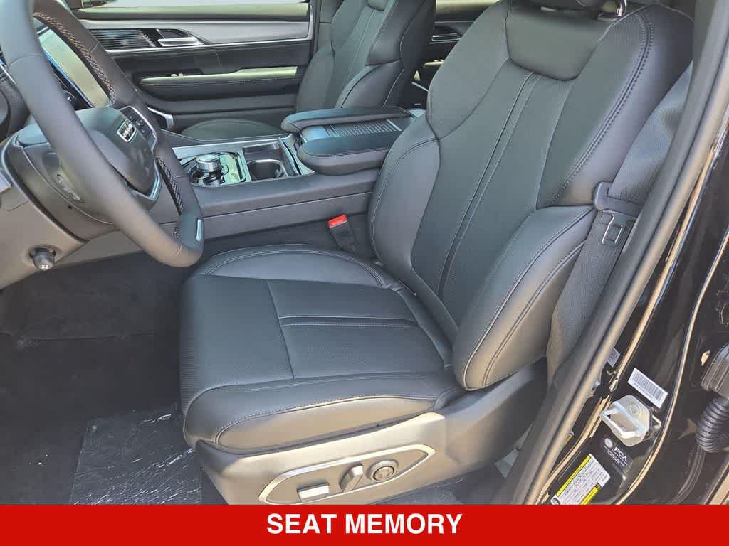 New 2026 Jeep Grand Wagoneer L 2WD w/ Premium Group I image 15