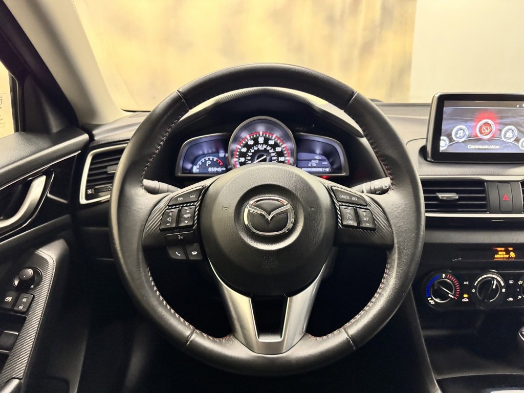 Used 2015 MAZDA MAZDA3 i Touring image 19
