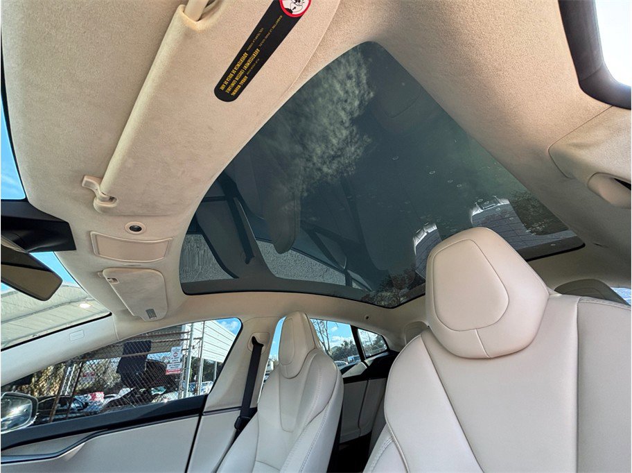 Used 2018 Tesla Model S 100D image 37