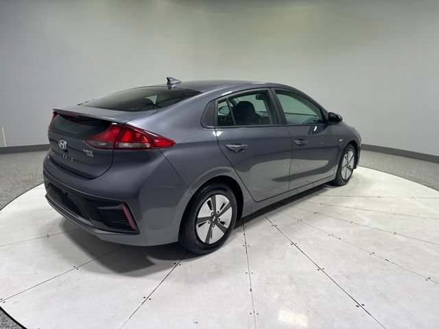 Used 2018 Hyundai Ioniq Blue FWD image 5