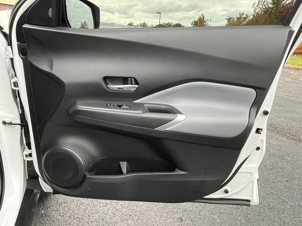 Used 2024 Nissan Kicks SR w/ SR Premium Package image 21