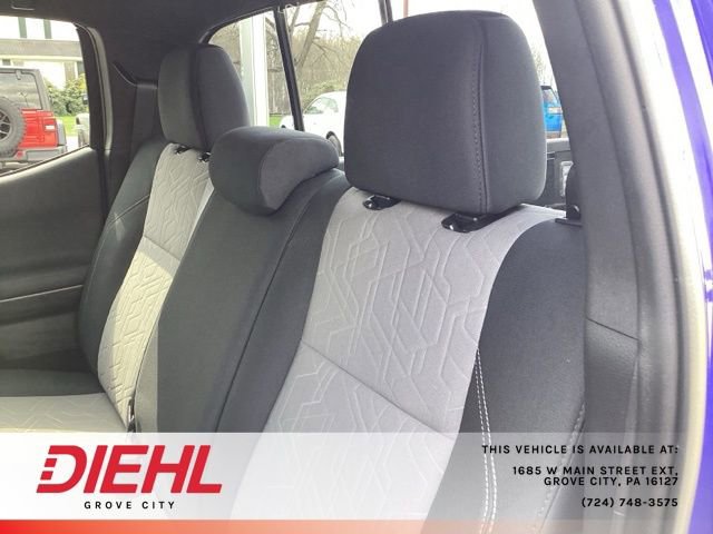 Used 2023 Toyota Tacoma TRD Off-Road image 19