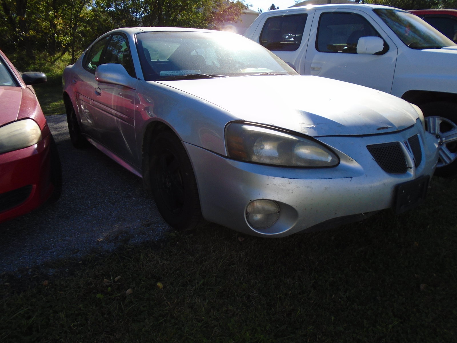 Used 2004 Pontiac Grand Prix GT2 FWD image 2