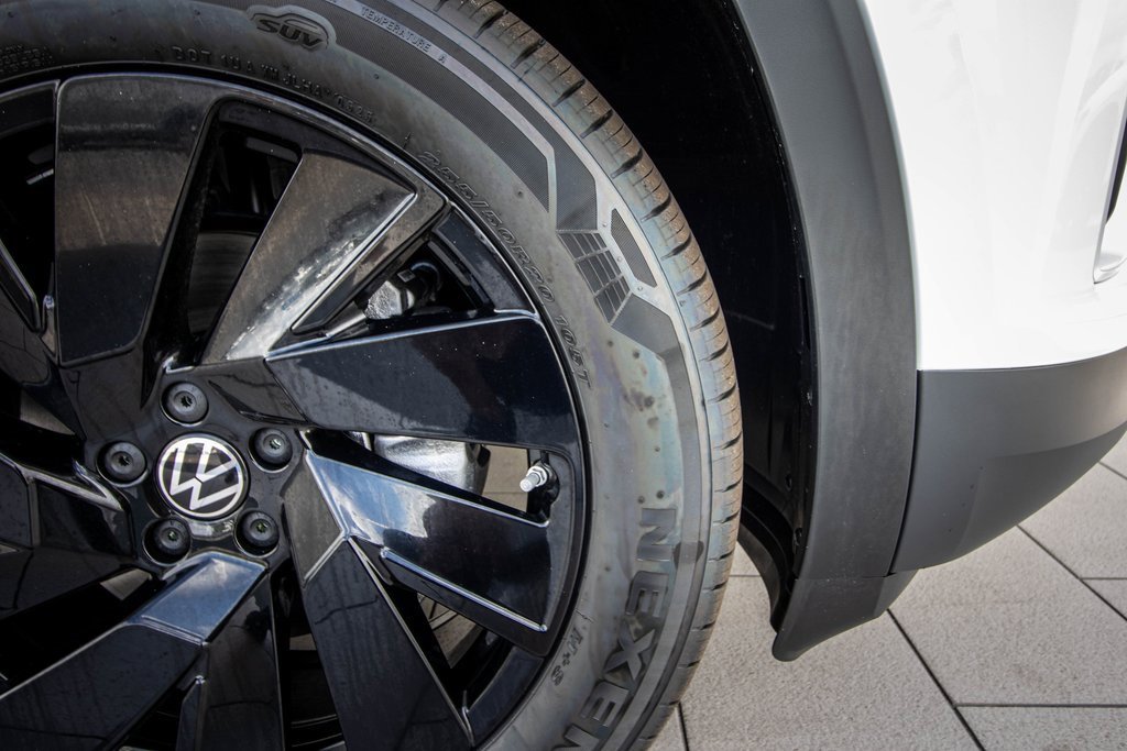 New 2026 Volkswagen Atlas SE image 22