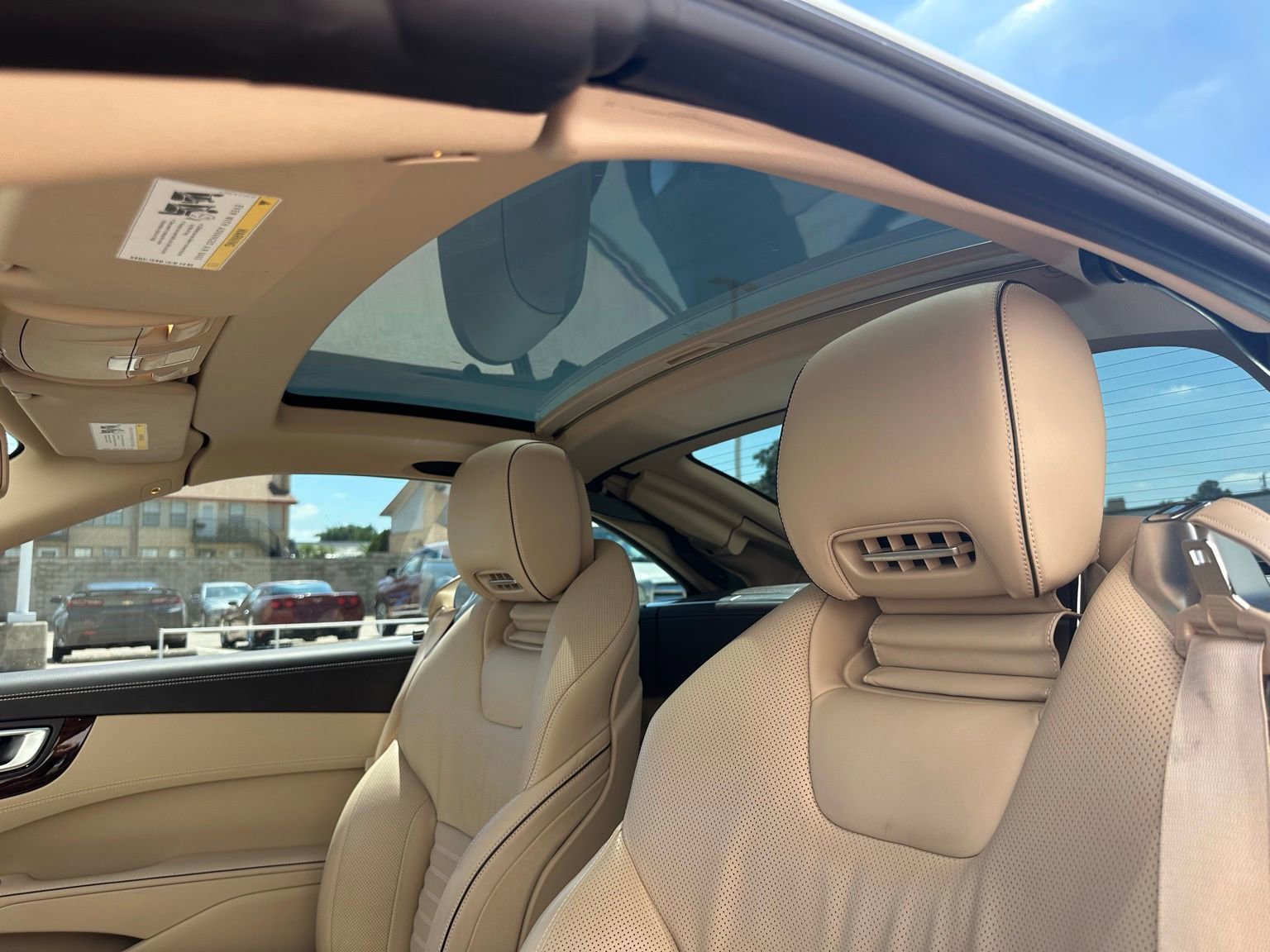 Used 2020 Mercedes-Benz SL 550 image 28