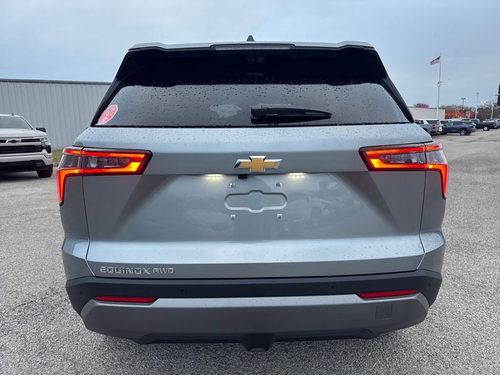 New 2026 Chevrolet Equinox LT w/ Safety and Technology Package image 5
