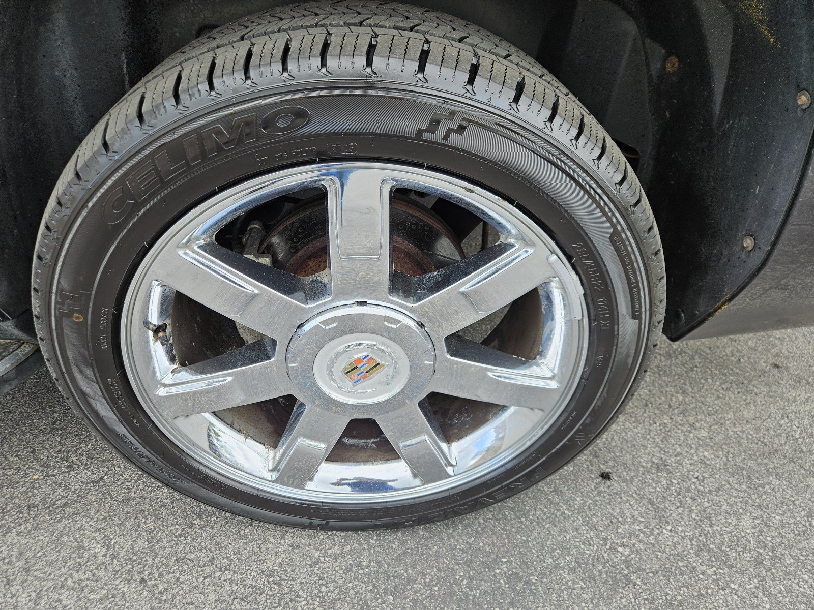 Used 2013 Cadillac Escalade ESV Luxury AWD/4WD image 31