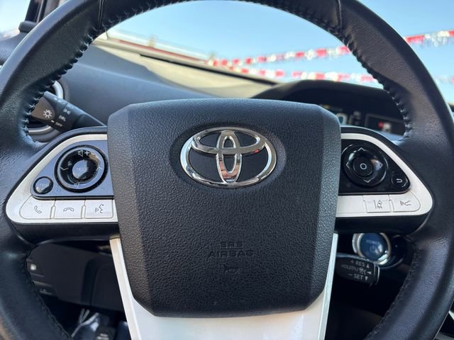 Certified 2017 Toyota Prius Prime Plus w/ Preferred Accessory Package FWD image 28