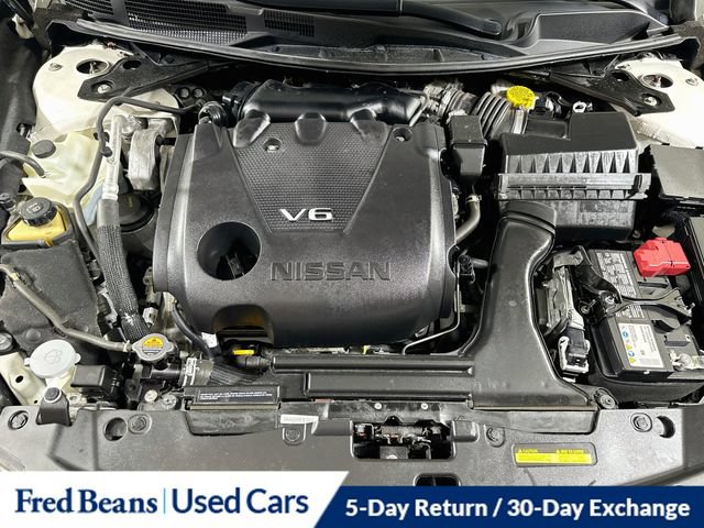 Used 2023 Nissan Maxima SR w/ Sport Mat Group FWD image 39