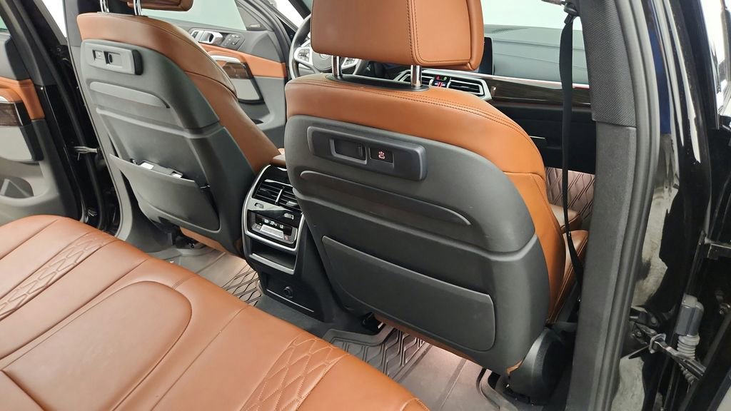 Used 2021 BMW X6 M50i w/ Executive Package AWD/4WD image 41