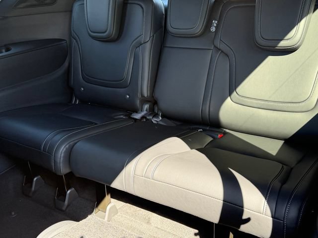 New 2026 Nissan Armada PRO-4X w/ Captain's Chari Seat Package AWD/4WD image 25