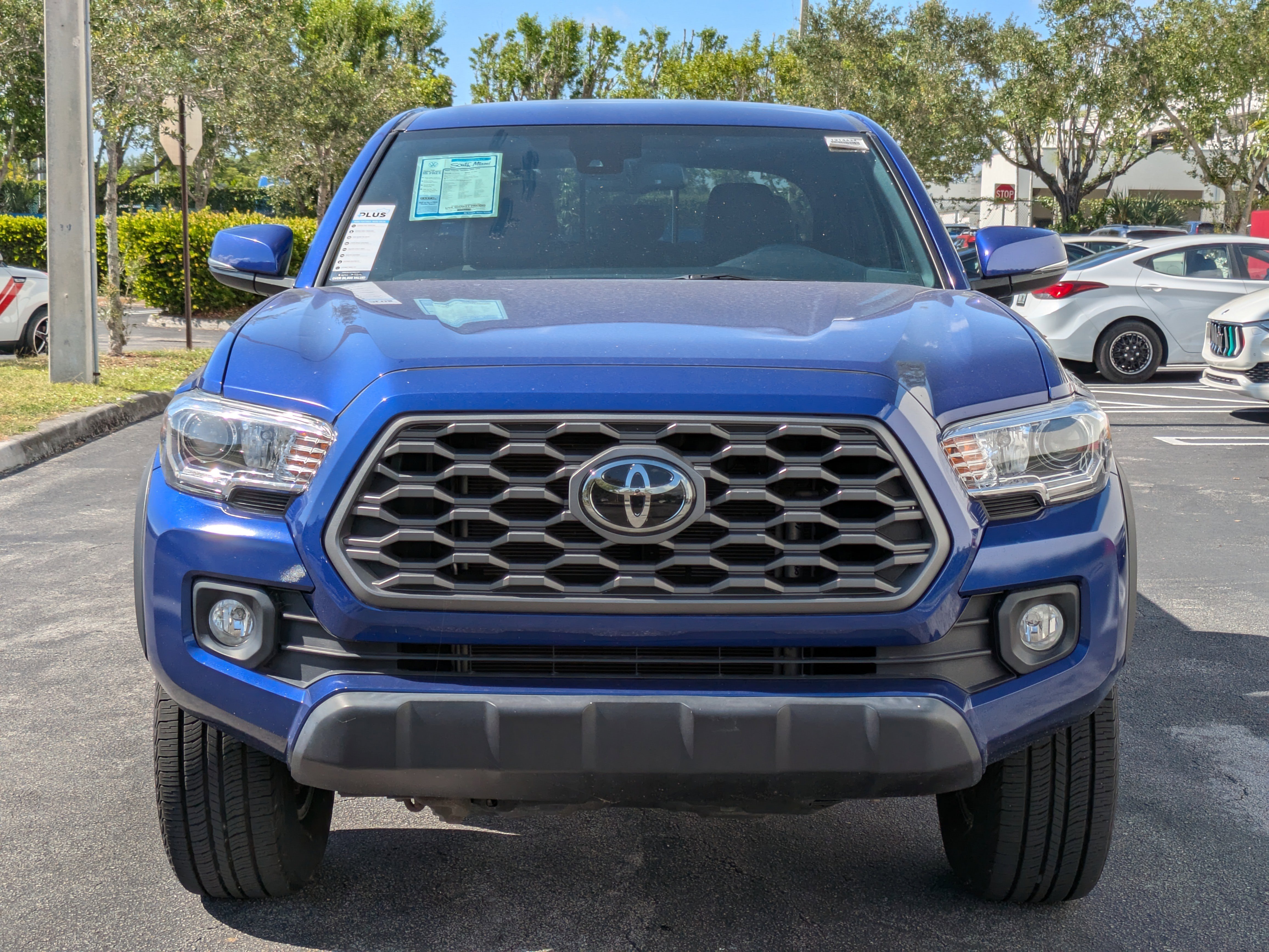 Used 2023 Toyota Tacoma SR5 image 2