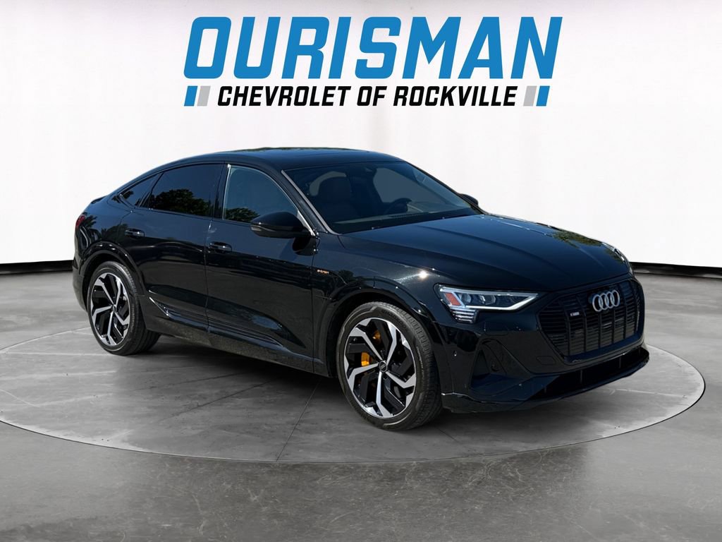 Used 2023 Audi e-tron Premium Plus w/ Premium Plus Package AWD/4WD image 1