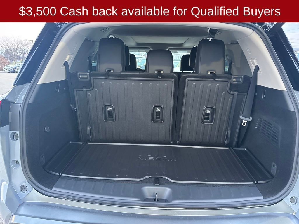 New 2026 Nissan Pathfinder Platinum AWD/4WD image 24