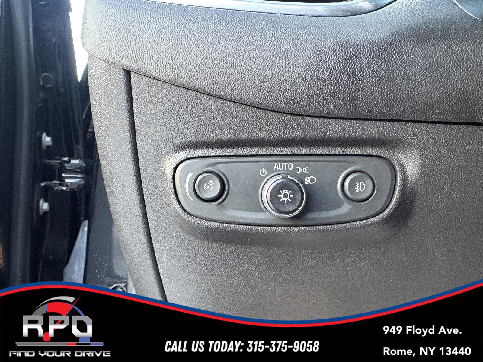 Used 2020 Chevrolet Equinox LT image 20