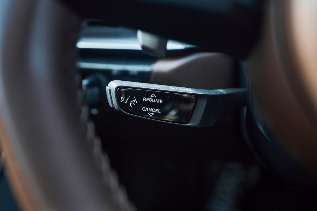 Used 2022 Porsche 911 Turbo S image 51