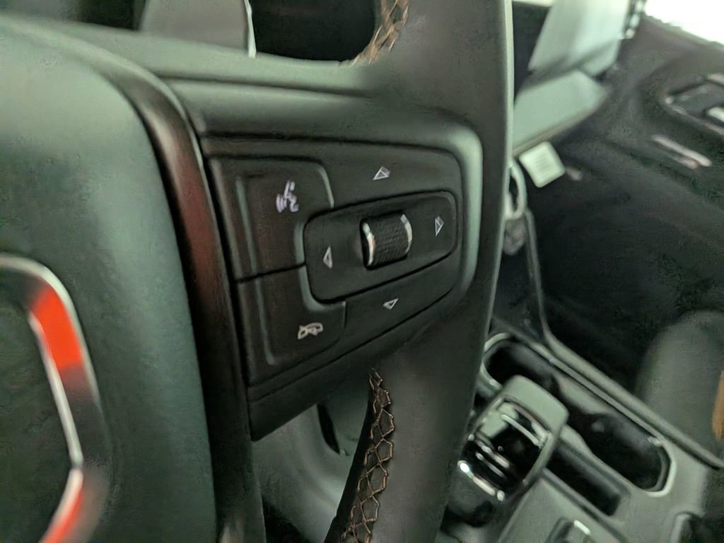New 2026 GMC Sierra 1500 AT4 w/ AT4 Premium Package AWD/4WD image 20