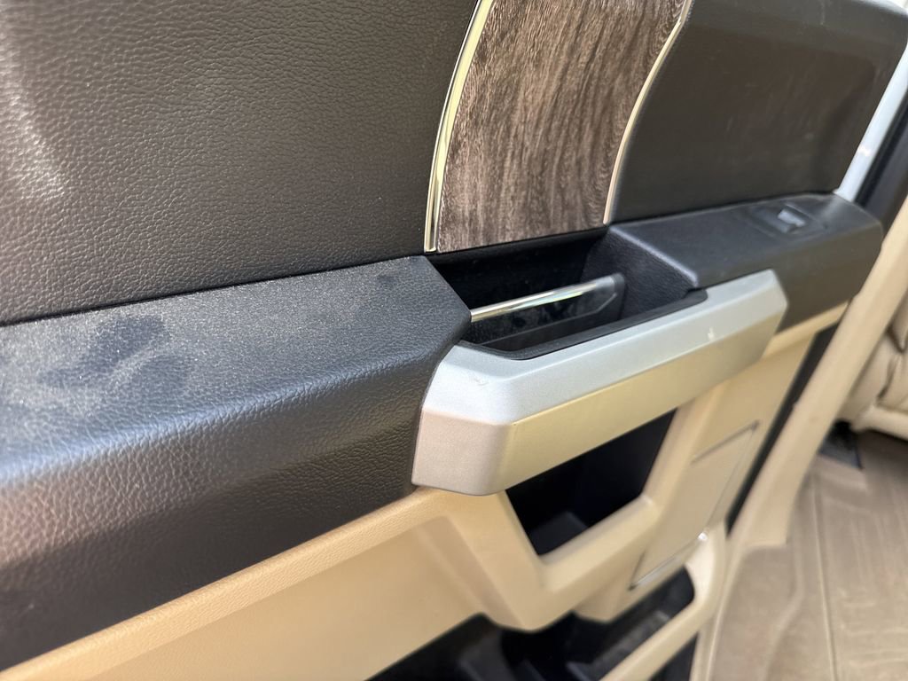 Used 2019 Ford F250 Lariat w/ Lariat Ultimate Package image 13