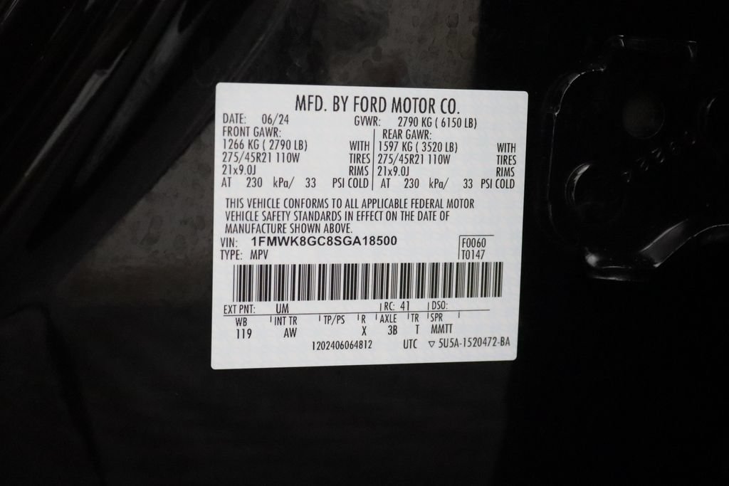Used 2025 Ford Explorer ST AWD/4WD image 37