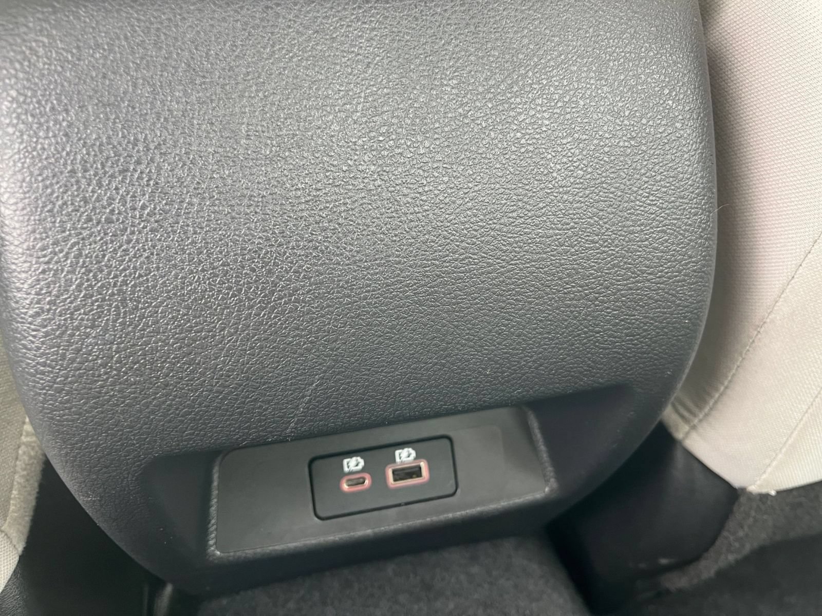 Used 2025 Nissan Altima 2.5 SV FWD image 19