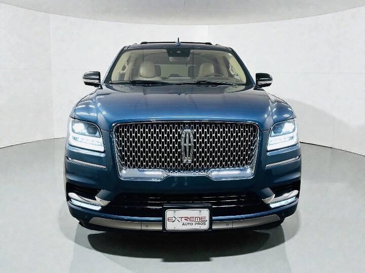 Used 2019 Lincoln Navigator Reserve w/ Cargo Package AWD/4WD image 6