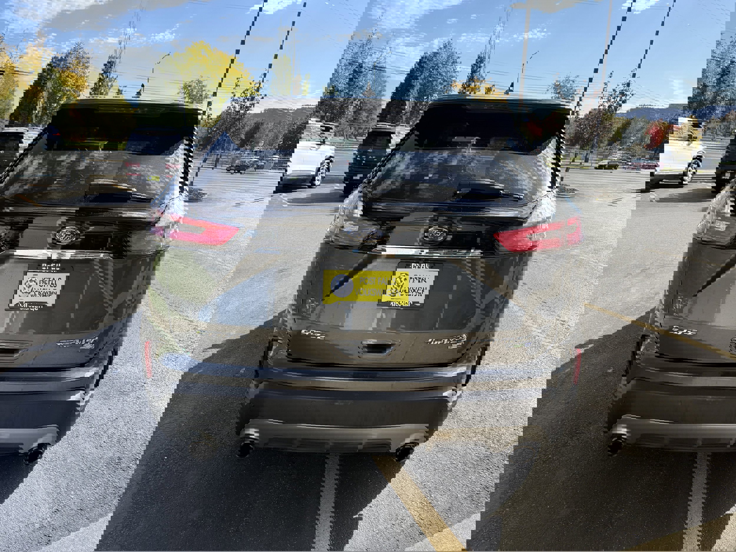 Used 2019 Ford Edge Titanium w/ Equipment Group 301A image 6