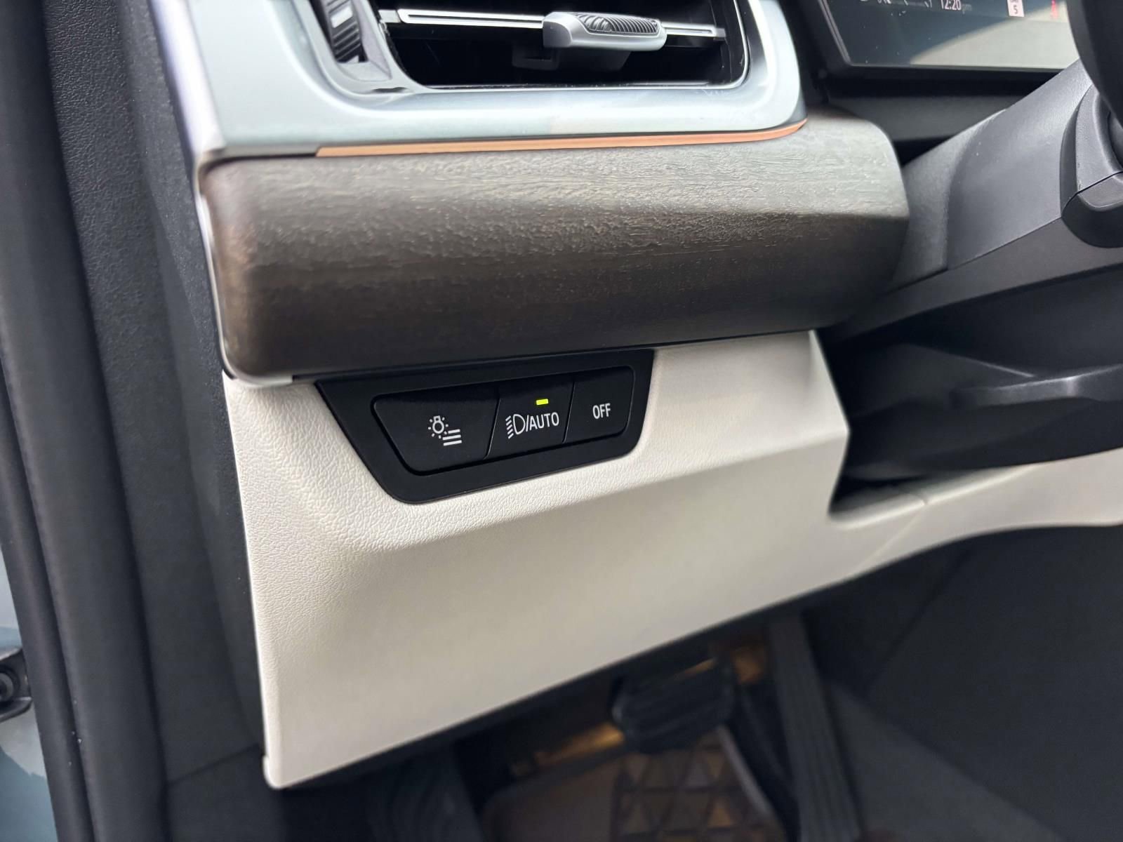 New 2026 BMW X1 xDrive28i w/ Technology Package image 15