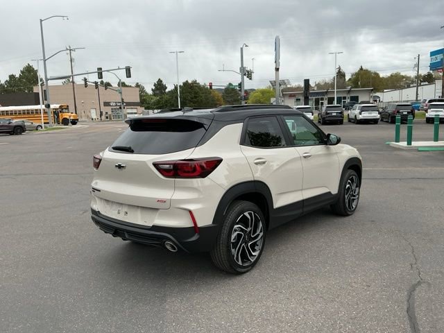 New 2026 Chevrolet TrailBlazer RS w/ Convenience Package AWD/4WD image 3